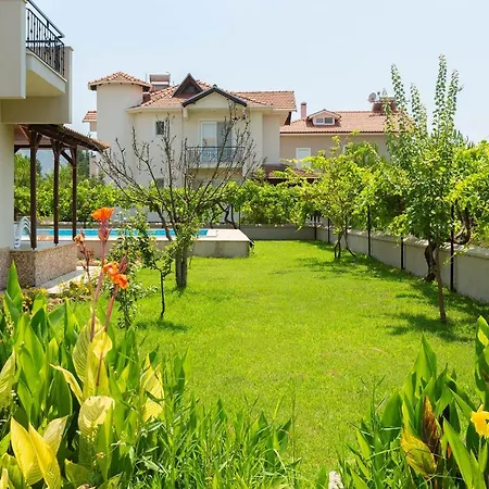 Erdem 4 Bedroom With Private Pool Villa *